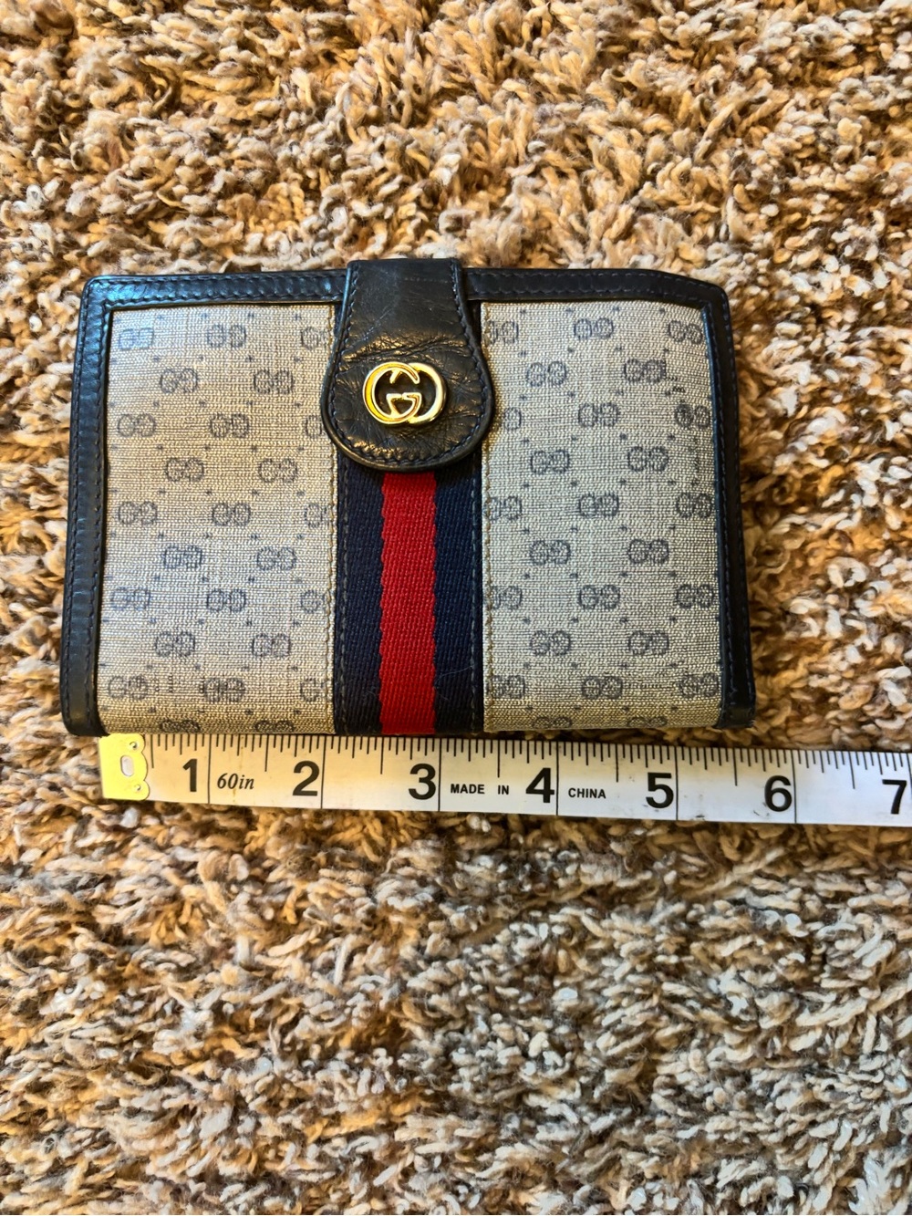 Gucci Beige GG Canvas Wallet with Navy and’s Red Sherry line